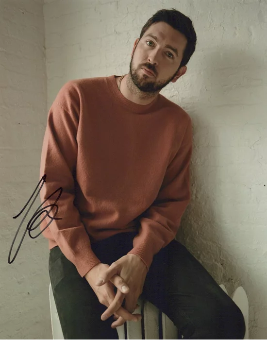 Nicholas Braun autograph