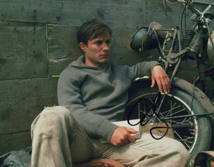 Gael Garcia Bernal autograph