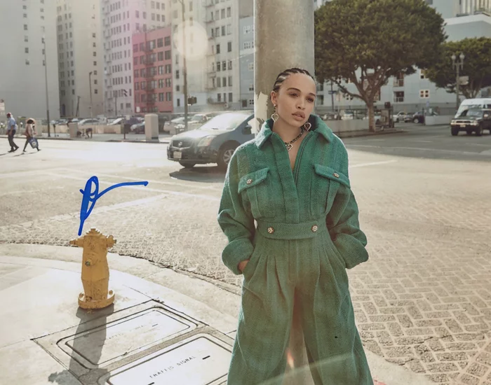 Cleopatra Coleman autograph