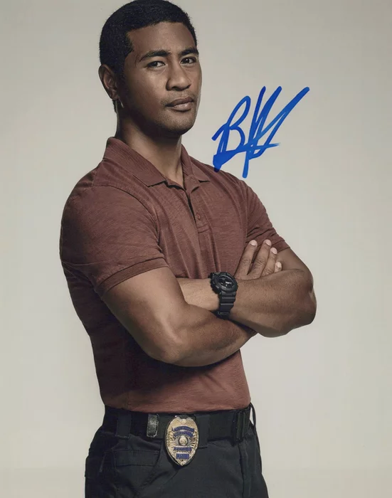 Beulah Koale autograph