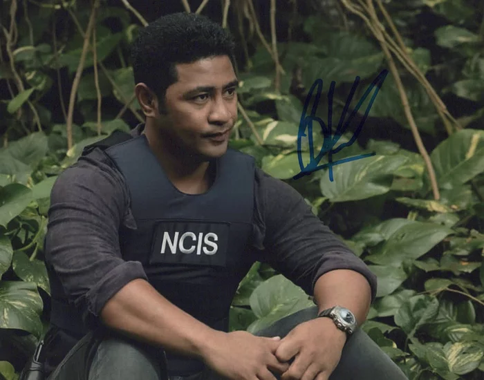 Beulah Koale autograph