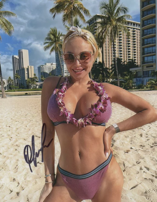 Lily Fursova autograph