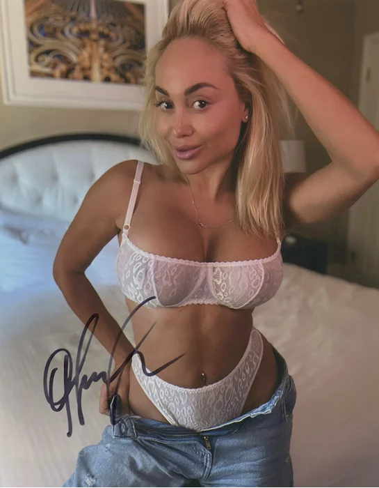 Lily Fursova autograph