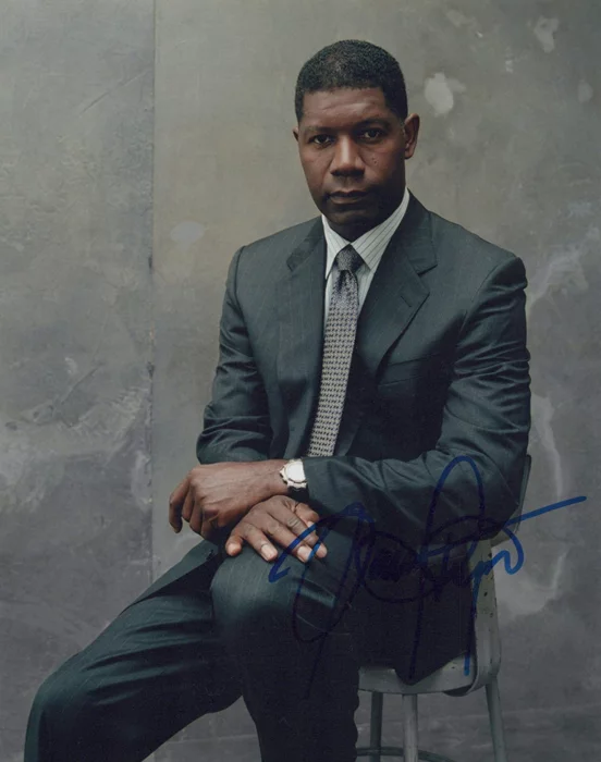 Dennis Haysbert autograph