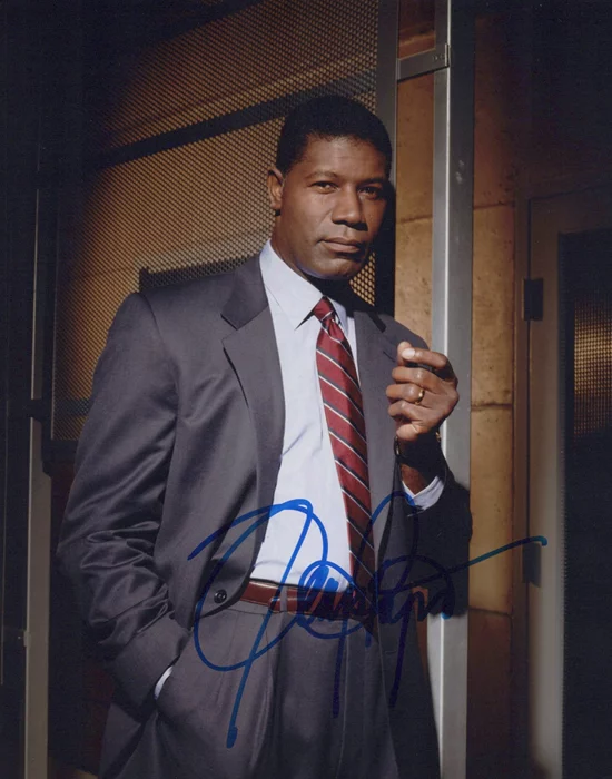 Dennis Haysbert autograph