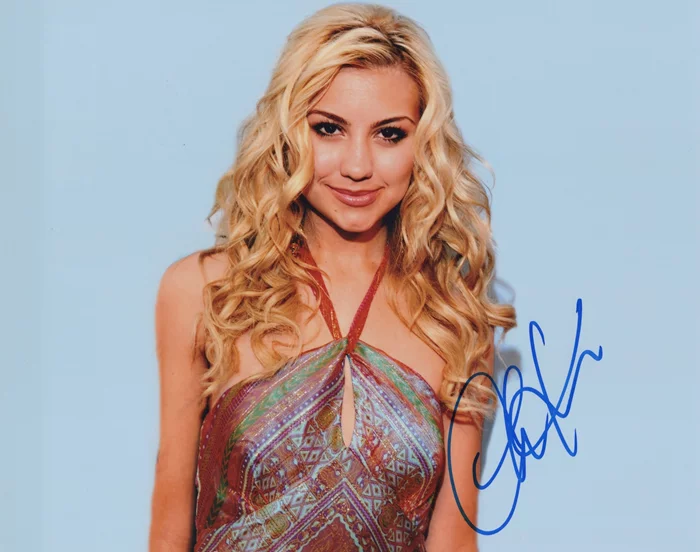 Chelsea Kane autograph