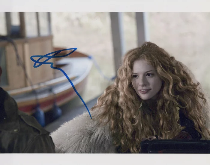 Rachelle Lefevre autograph