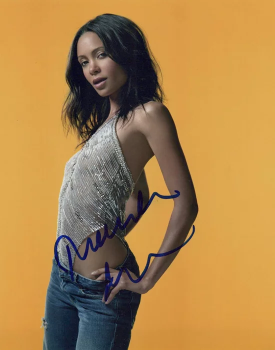 Thandie Newton autograph