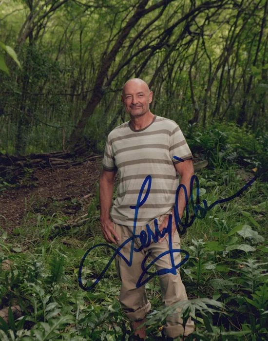 Terry O'Quinn autograph