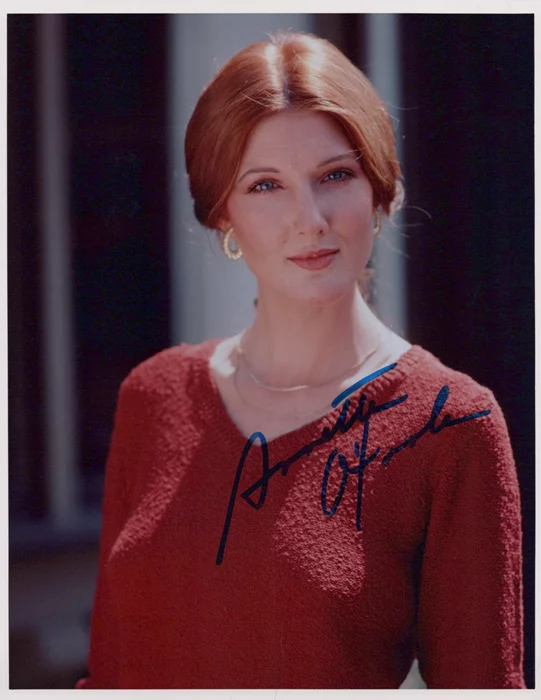 Annette O'Toole autograph