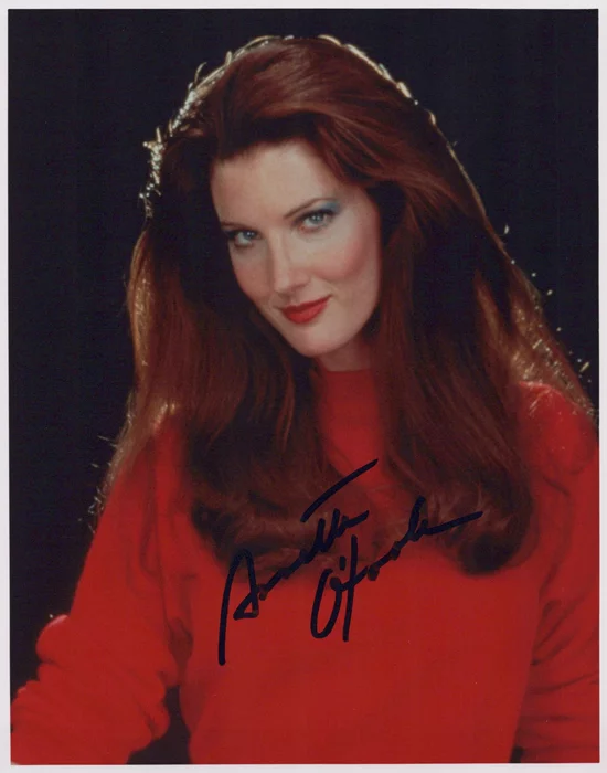 Annette O'Toole autograph