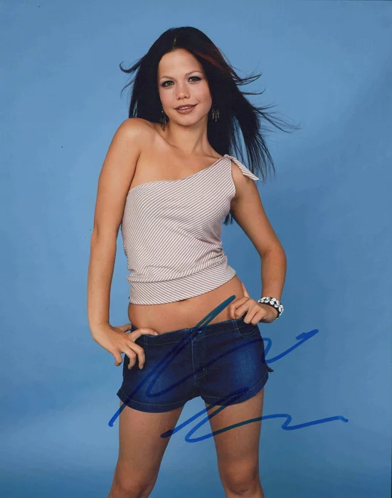 Tammin Sursok autograph