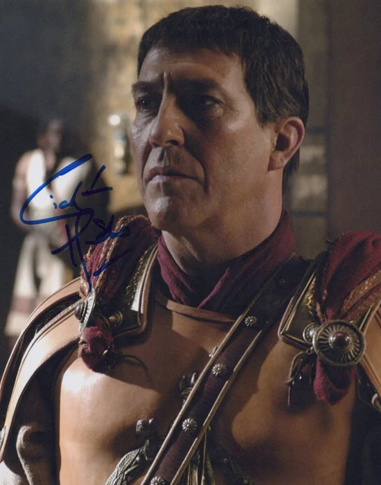 Ciaran Hinds autograph