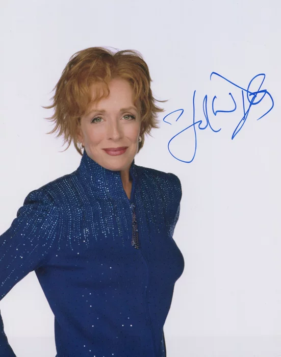 Holland Taylor autograph