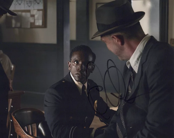 Chris Chalk autograph