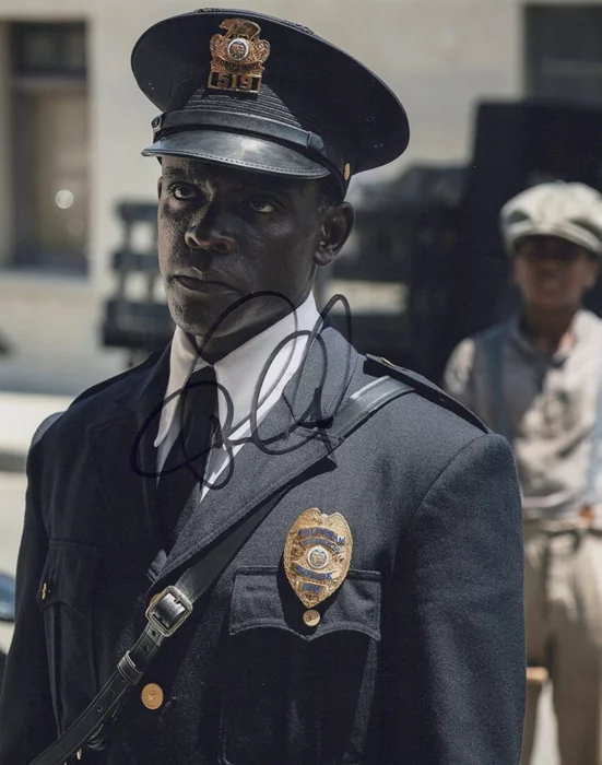 Chris Chalk autograph