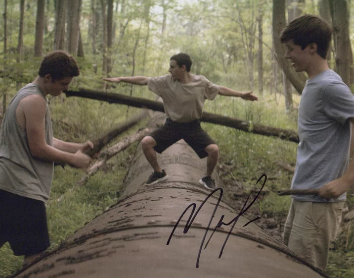 Moises Arias autograph