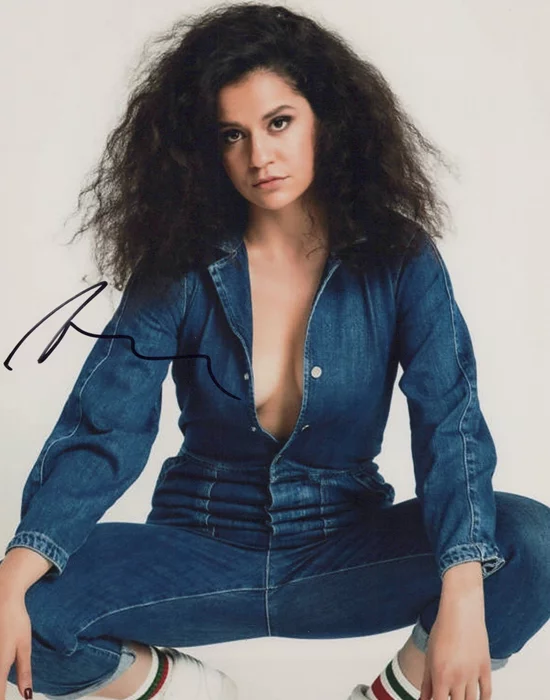 Ana Scotney autograph