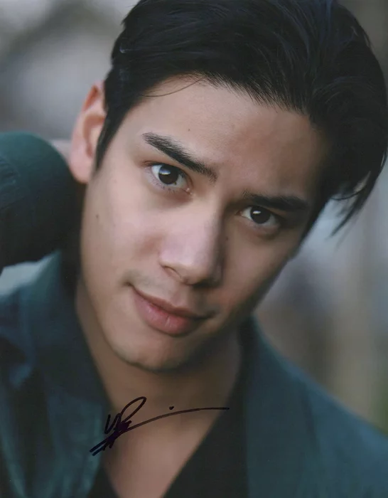 Ben Levin autograph