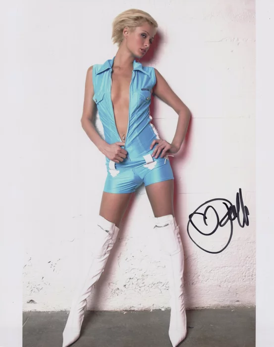 Paris Hilton autograph