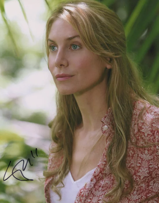 Elizabeth Mitchell autograph