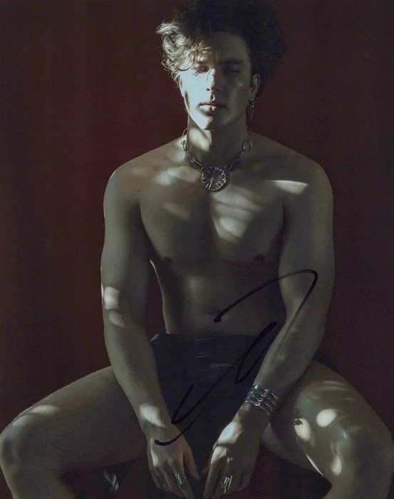 Cody Fern autograph