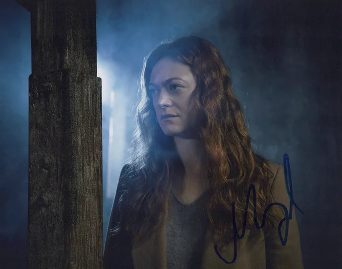 Marin Ireland autograph