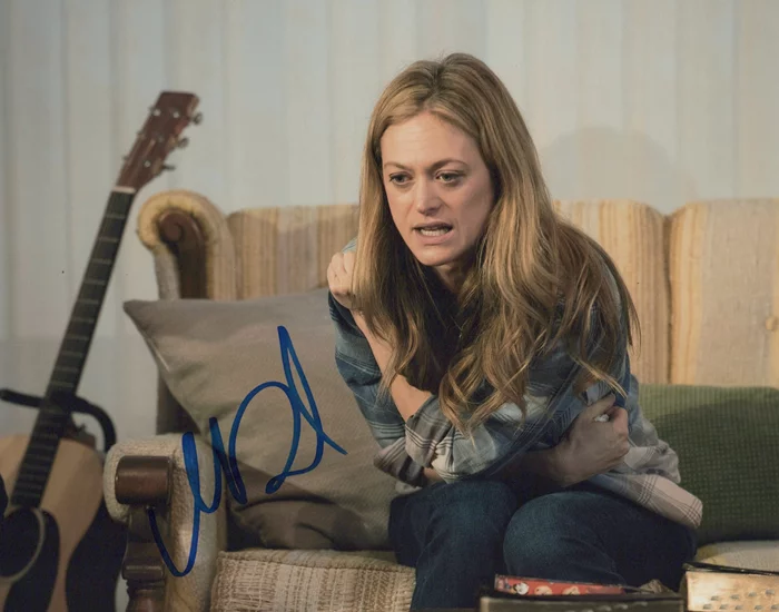 Marin Ireland autograph