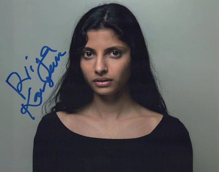 Priya Kansara autograph