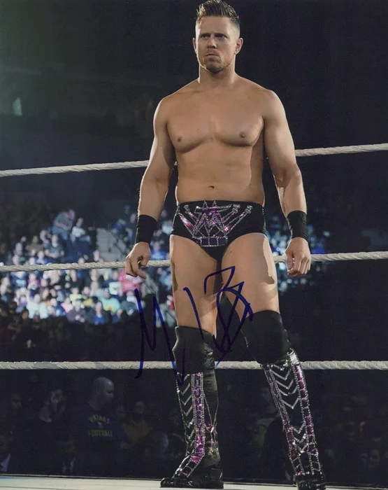 Mike Mizanin autograph