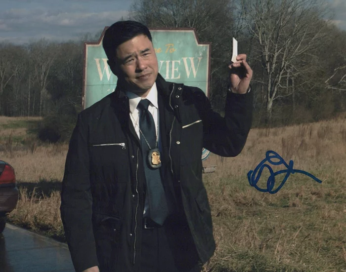 Randall Park autograph