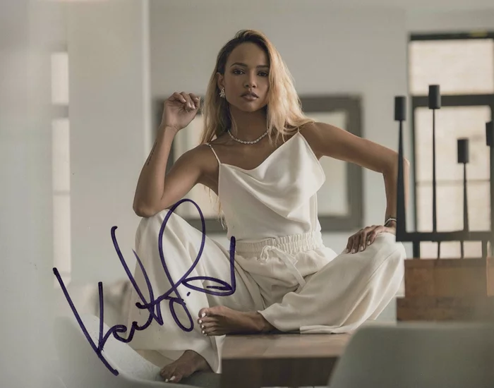 Karrueche Tran autograph