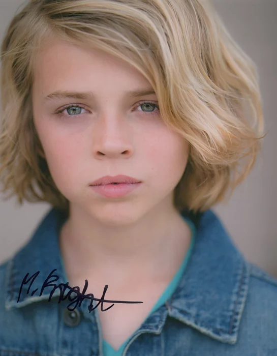 Marik Knight autograph