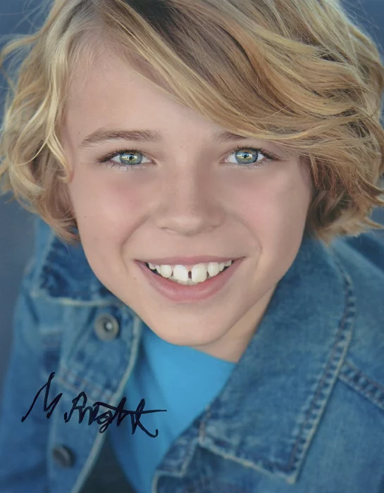 Marik Knight autograph