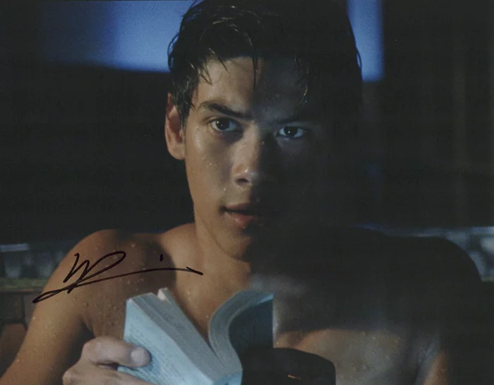 Ben Levin autograph