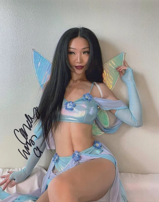 Candy Wang autograph