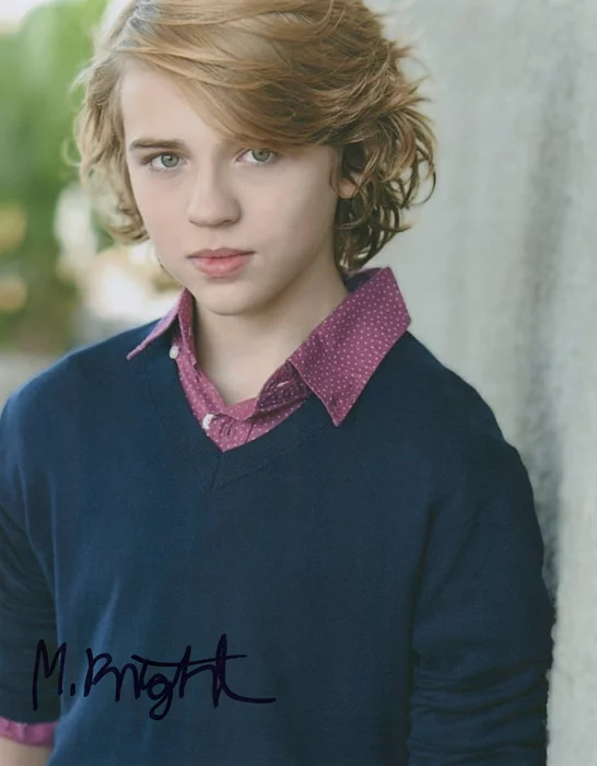 Marik Knight autograph