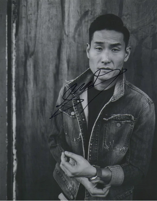 Lanny Joon autograph