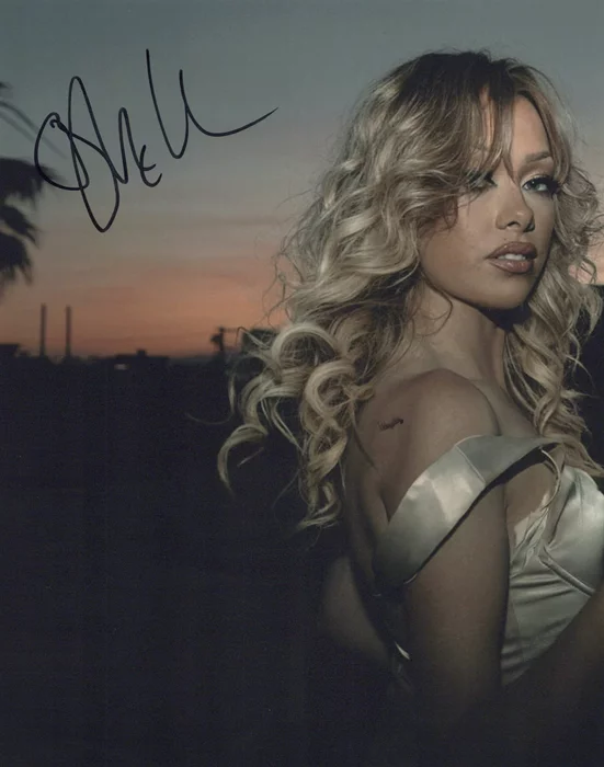 Brittany Mcvicker autograph