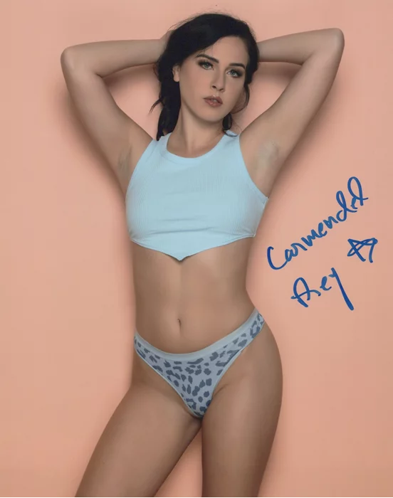 Carmen del Rey autograph