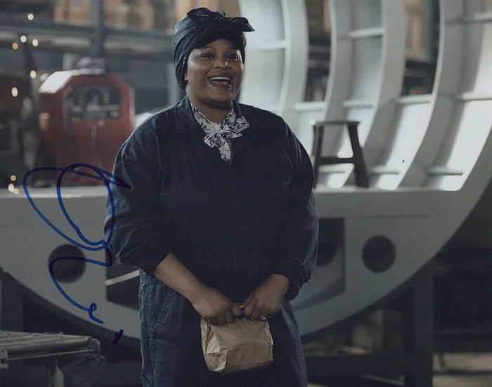 Gbemisola Ikumelo autograph