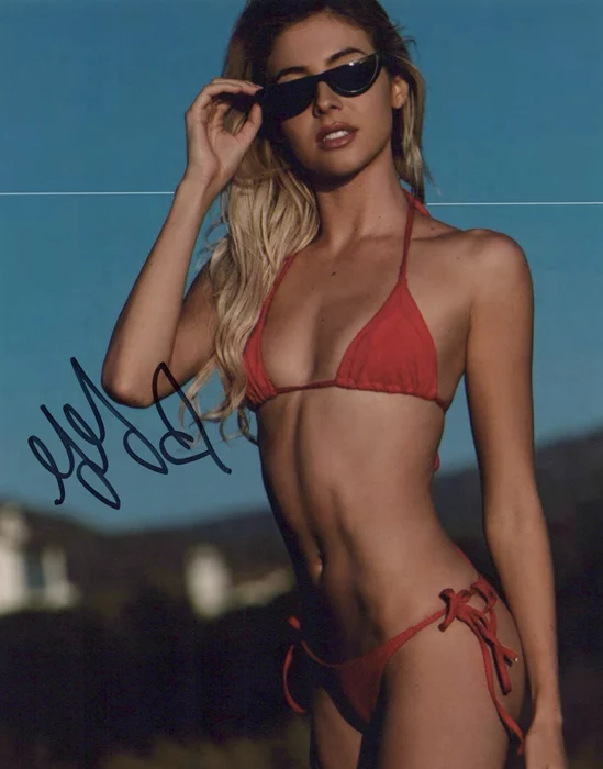 Gigi Gustin autograph