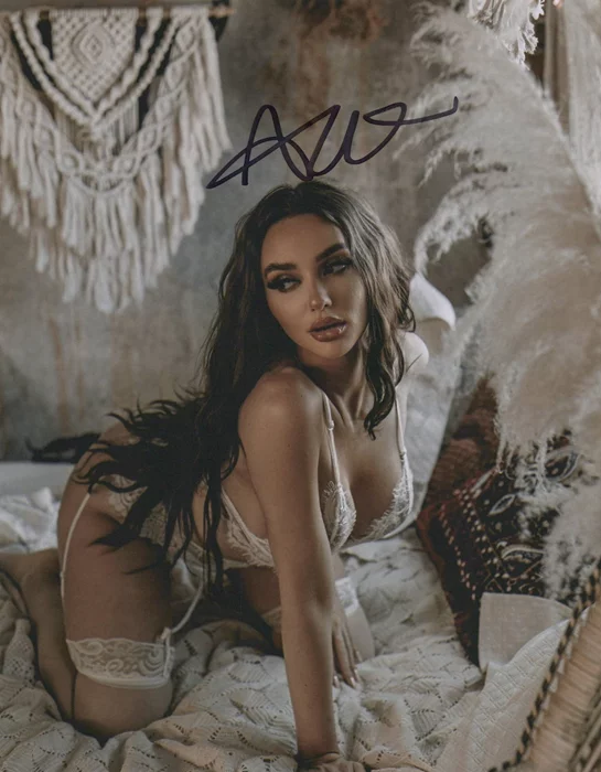 Stassi autograph