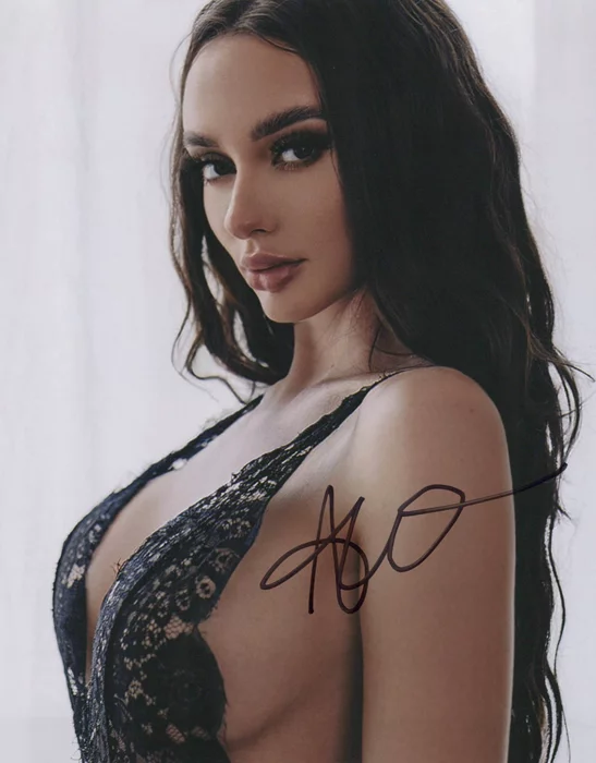 Stassi autograph