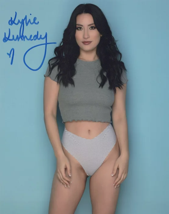 Kylie Kennedy autograph