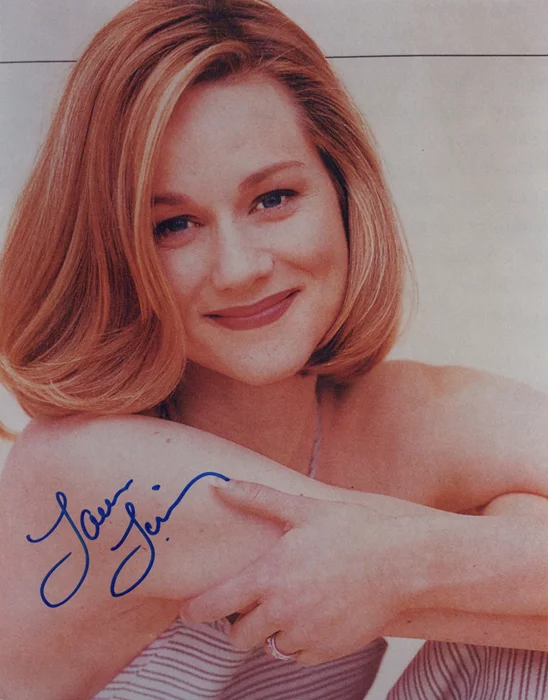 Laura Linney autograph