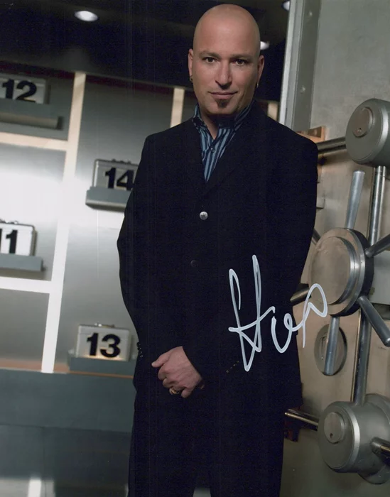 Howie Mandel autograph