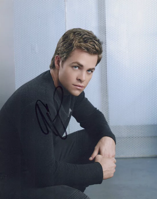 Chris Pine autograph