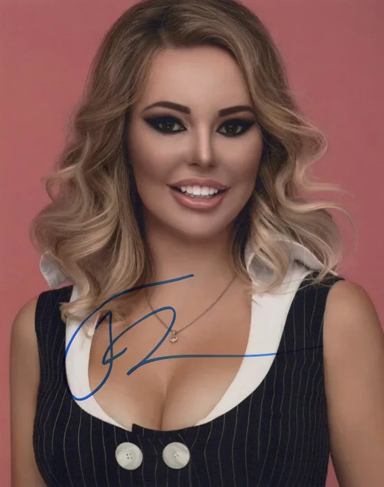 Julia Brin autograph