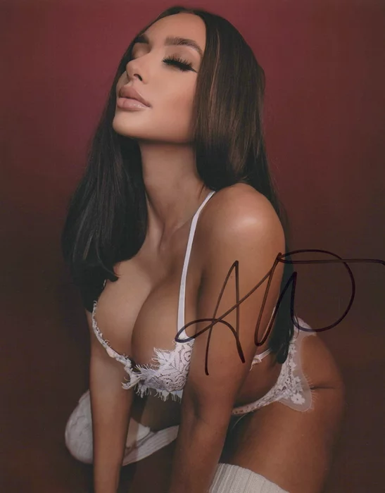 Stassi autograph